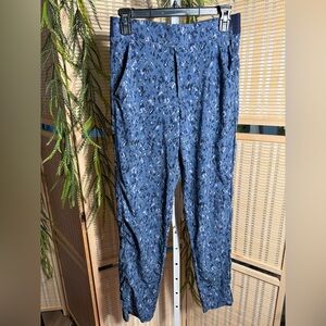 Athleta Blue Patterned Track Pants
